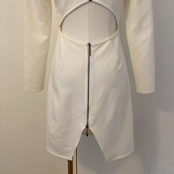 Anthropologie dra Light Cream/ White Long Sleeve Cutout Mini Dress Size Small - Picture 8 of 14